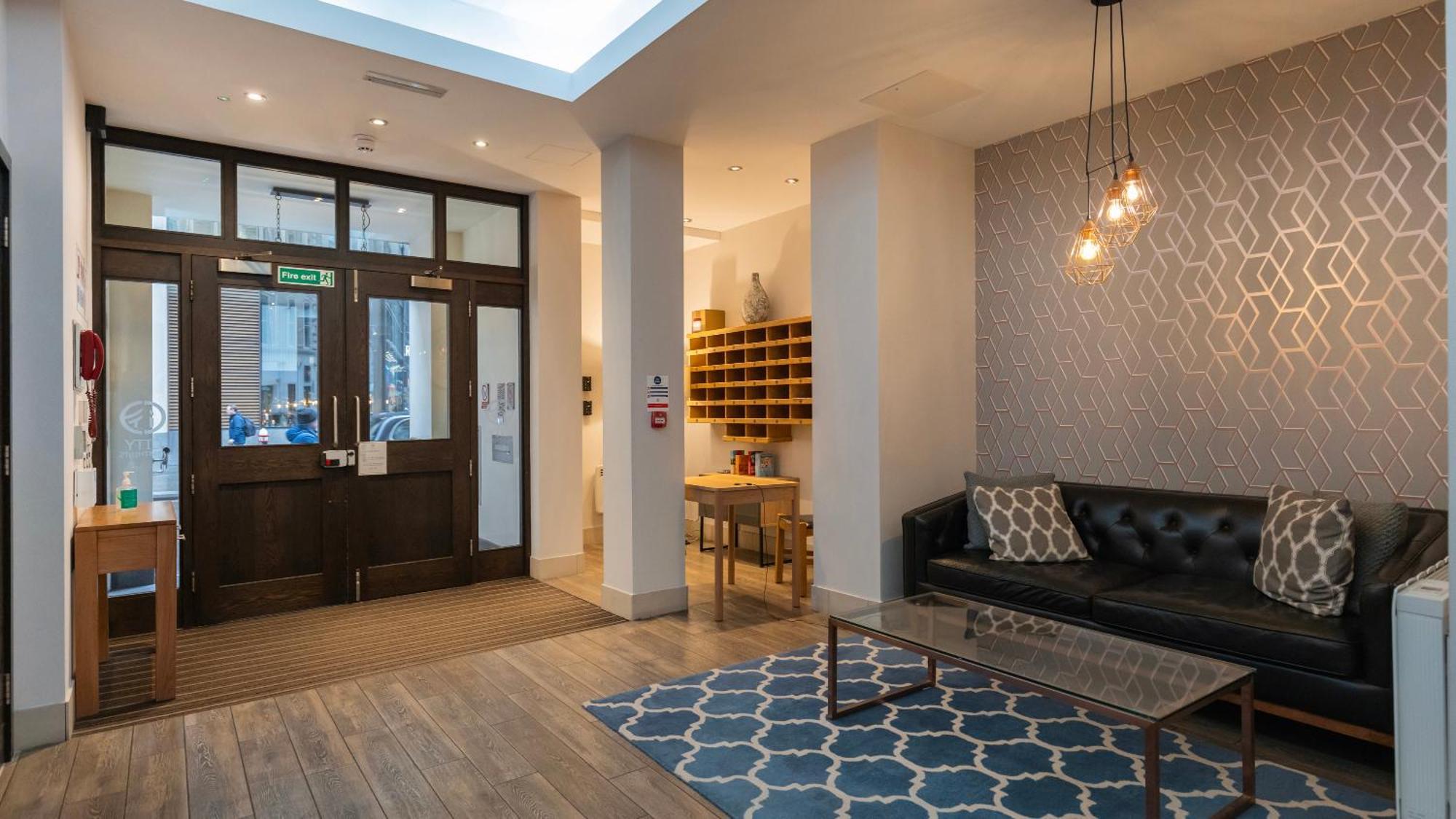 لندن Cannon Street Serviced Apartments By Lovelystay المظهر الخارجي الصورة